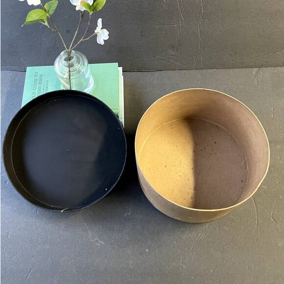 Vintage Hand Painted Cylinder Box Cardboard - Picture 7 of 9